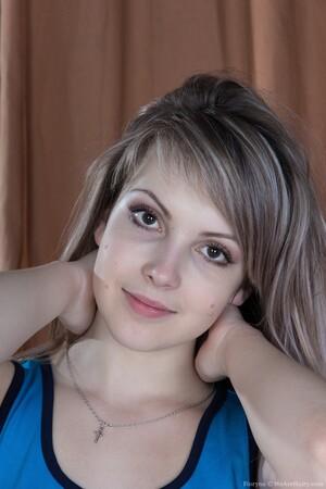 Original 2000 px/ 3000 px