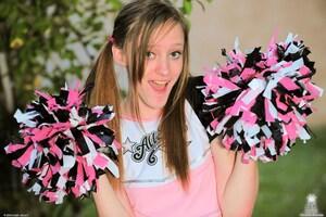 Original 1600 px/ 1065 px