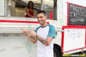 Original 1903 px/ 1269 px