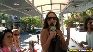 Original 864 px/ 486 px