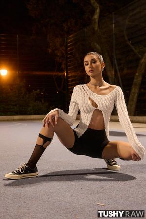 Original 2000 px/ 2999 px