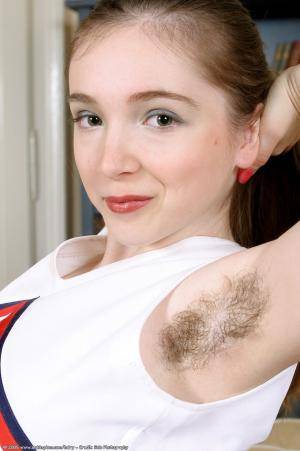 Original 680 px/ 1024 px