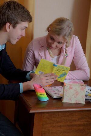 Original 683 px/ 1024 px