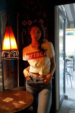 Original 1280 px/ 1920 px