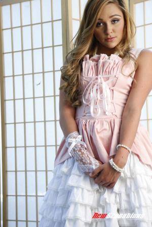 Original 683 px/ 1024 px