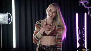 Original 2560 px/ 1440 px