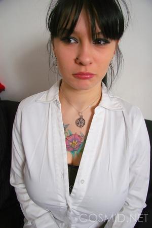 Original 1067 px/ 1600 px