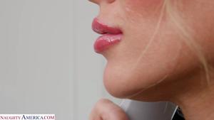 Original 1916 px/ 1080 px