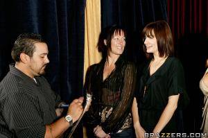 Original 900 px/ 599 px