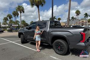 Original 5000 px/ 3333 px