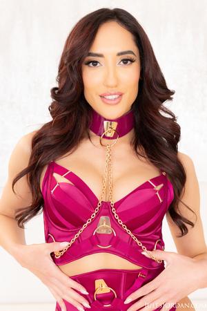 Original 1067 px/ 1600 px