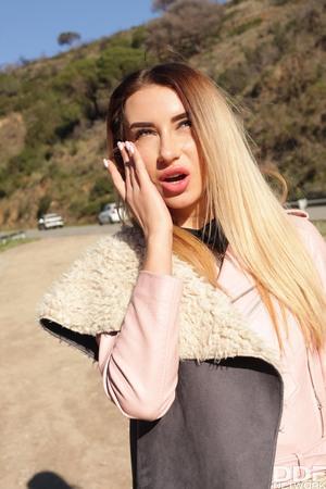 Original 2667 px/ 4000 px