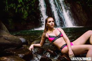 Original 3000 px/ 2000 px