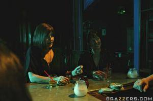 Original 900 px/ 599 px