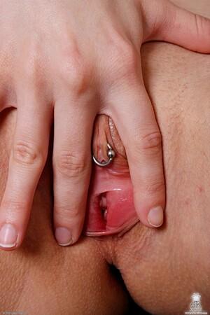 Original 1067 px/ 1600 px