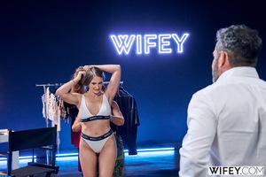 Original 2999 px/ 2000 px