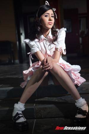 Original 683 px/ 1024 px