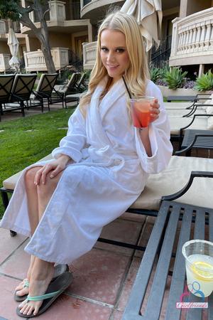 Original 2000 px/ 3000 px