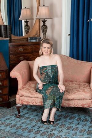 #WeAreHairy Rebecca Louise Beige Sofa Green Dress