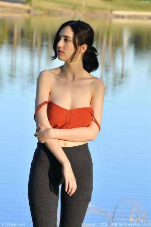 Original 852 px/ 1280 px