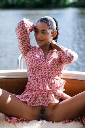 Original 5464 px/ 8192 px