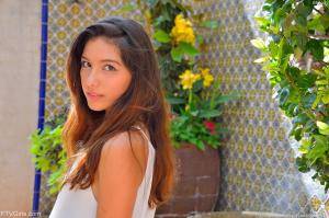 Original 1280 px/ 852 px