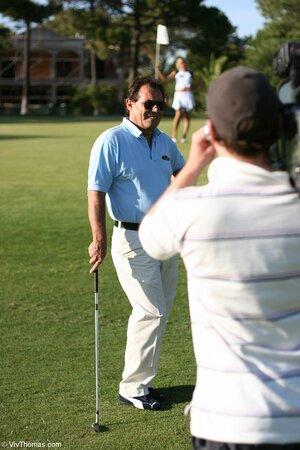 Original 853 px/ 1280 px