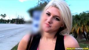 Original 3840 px/ 2160 px