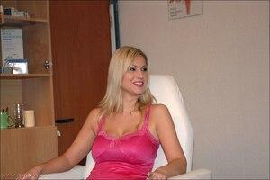 Original 1100 px/ 732 px