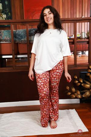 #ATKHairy Lenna (lee019)