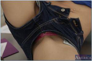 Original 850 px/ 571 px