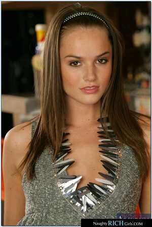 Original 1670 px/ 2489 px