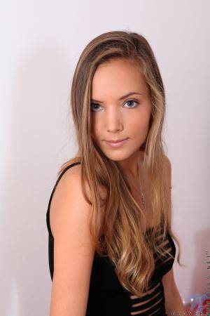 Original 1600 px/ 2400 px