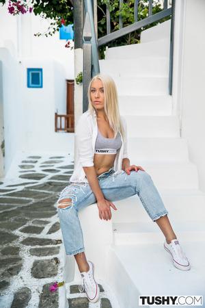 Original 2000 px/ 3000 px