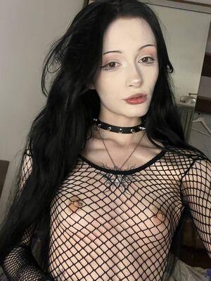 Original 959 px/ 1280 px