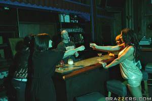 Original 900 px/ 599 px