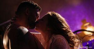 Original 3000 px/ 1582 px