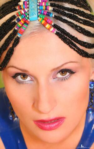 Original 980 px/ 1560 px