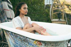 Original 2739 px/ 1826 px