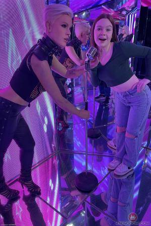 Original 2000 px/ 3000 px