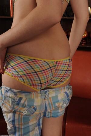 Original 682 px/ 1024 px