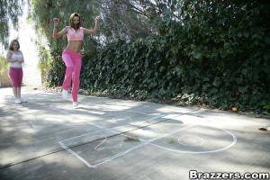 Original 900 px/ 600 px