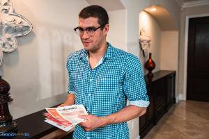 Original 2999 px/ 2000 px