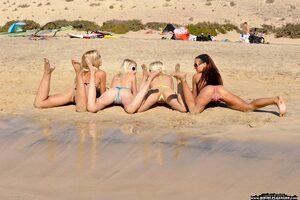 Original 3000 px/ 1996 px