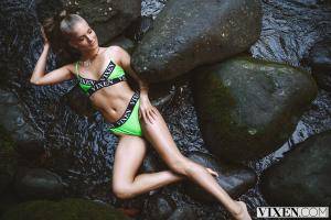 Original 3000 px/ 2000 px