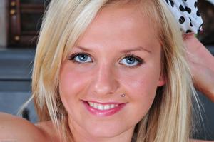 Original 3000 px/ 1993 px