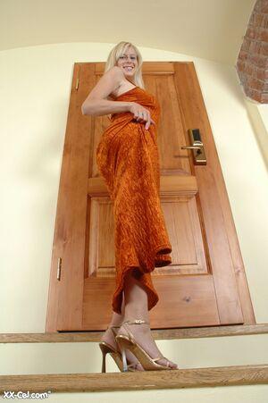 Original 1064 px/ 1600 px