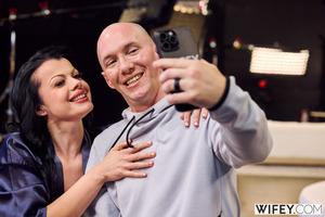 Original 2999 px/ 2000 px