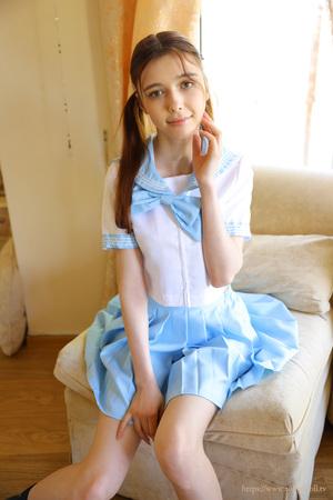 Original 2400 px/ 3600 px