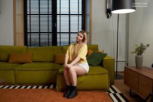 Original 2500 px/ 1667 px